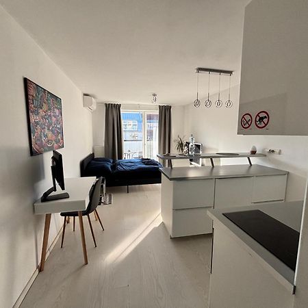 New Studio, Central Location! Bratislava Exterior foto